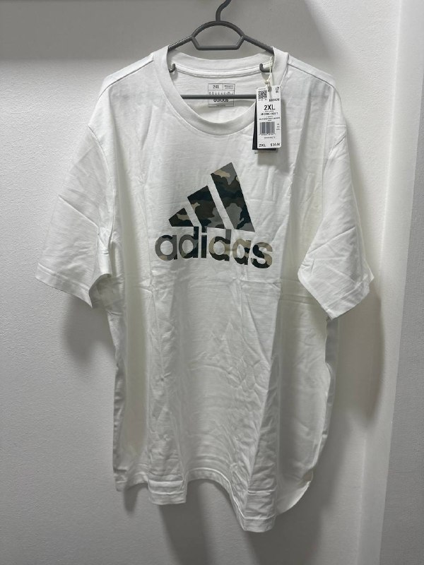 Футболка Adidas Men Camo Badge of Sport 2XL