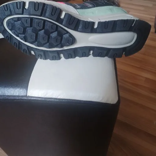 Кроссовки New Balance 42.5–43