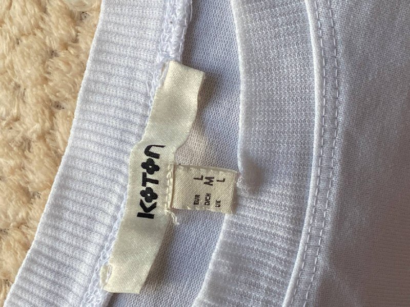 Белая укороченная футболка Koton размер M-L 2