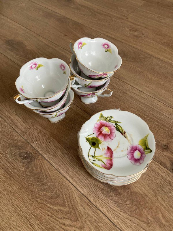 Кожаная куртка Armani Jeans, белая и коричневая шубы норка и бобер 2