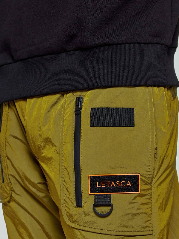 вязанное платье, худи MAHARISHI, брюки Letasca 5