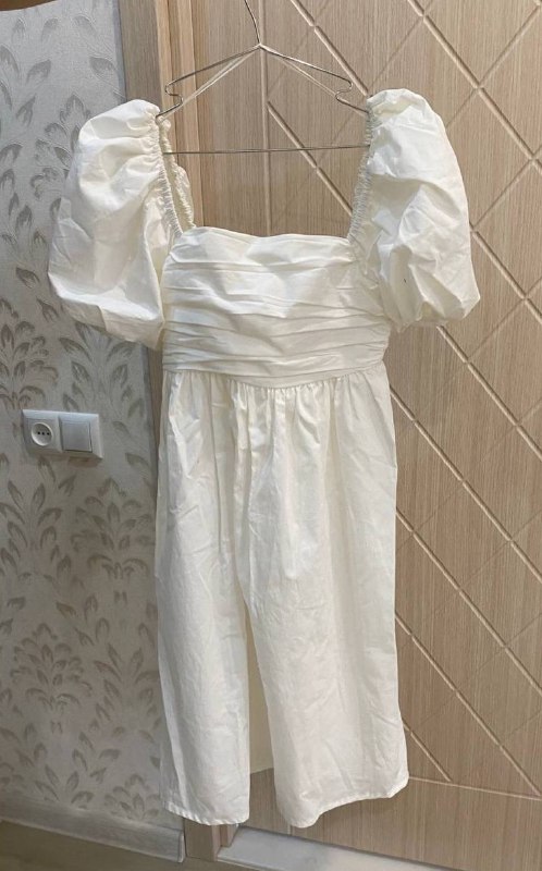 Платье Zara, блузка Koton, футболки, джинсы, ремень Shein, кеды Converse, рубашка, пиджак