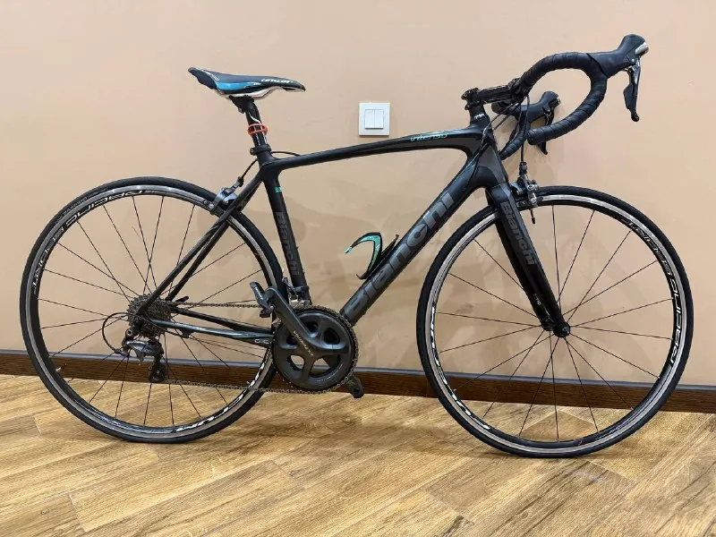 Bianchi Intenso Carbon шоссейный велосипед 1