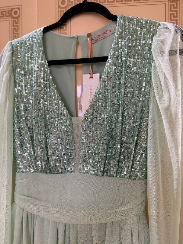 Платья с пайетками, босоножки серебро 6