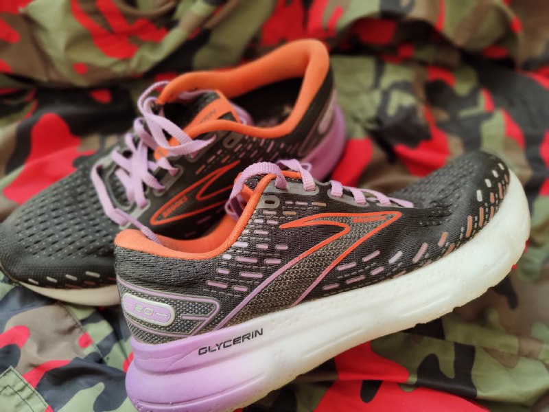 Brooks кроссовки оригинал, New Balance кроссовки реплика