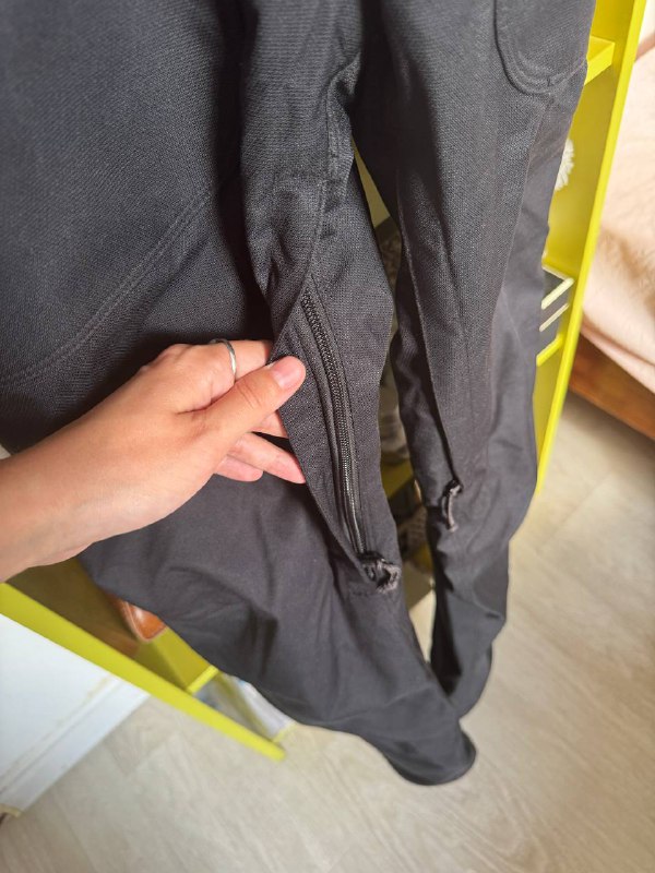 Горнолыжный полукомбинезон 686 размер M 2