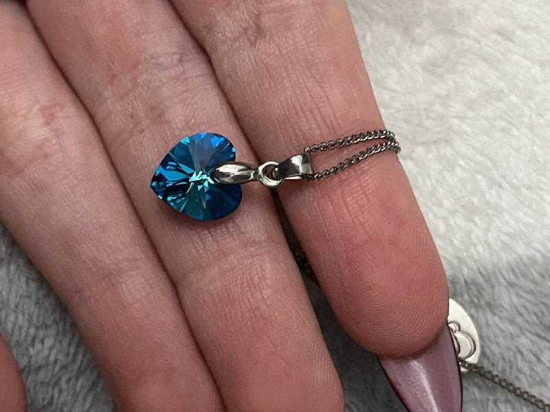 Кольца, серьги, кулоны из бижутерии 2