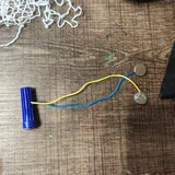 Фонарь, аккумулятор, халат, садовый набор 7