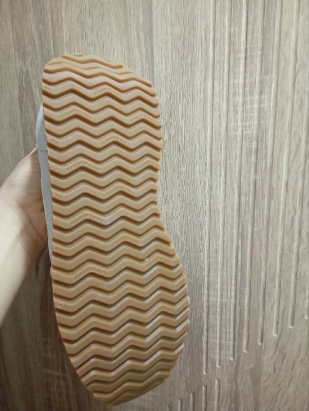 Crocs 42/43, New balance 42/43, Hema-plex 5