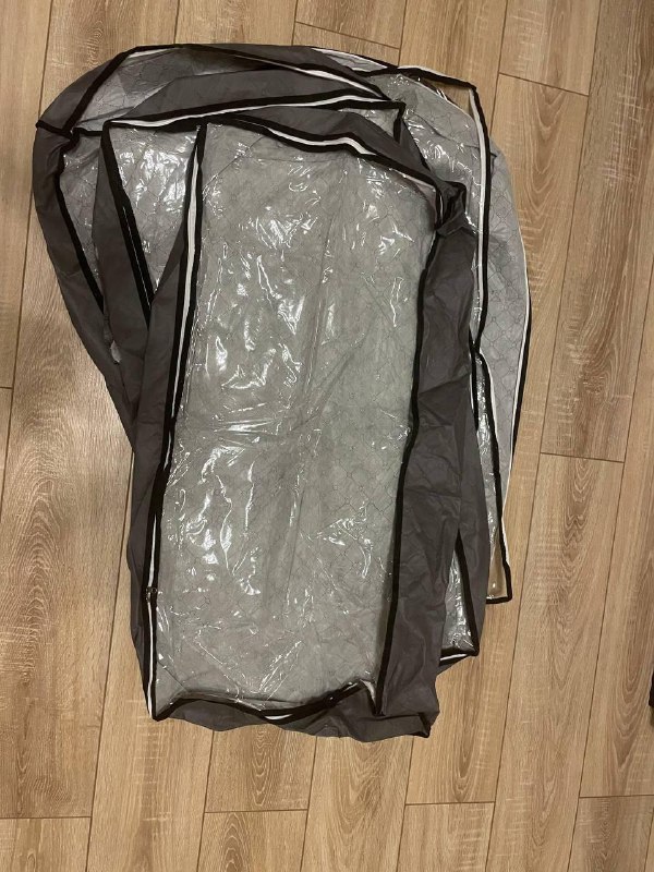 Бигуди, резинки, карандаши для глаз, блеск, сумки, игра Каркасон, полотенца и плед, сандалии Ecco, ботинки Scarpa, кариматы 4