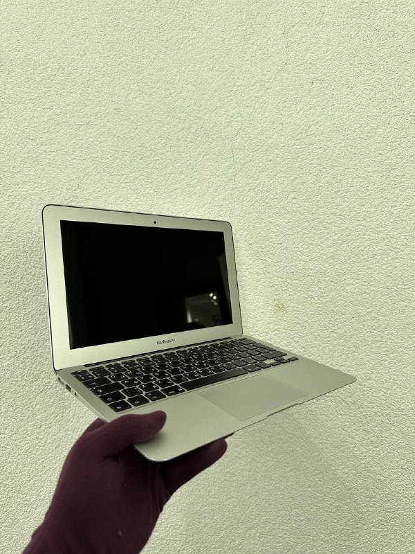 MacBook A1465 11-inch 2015 с 16GB оперативной памятью 1