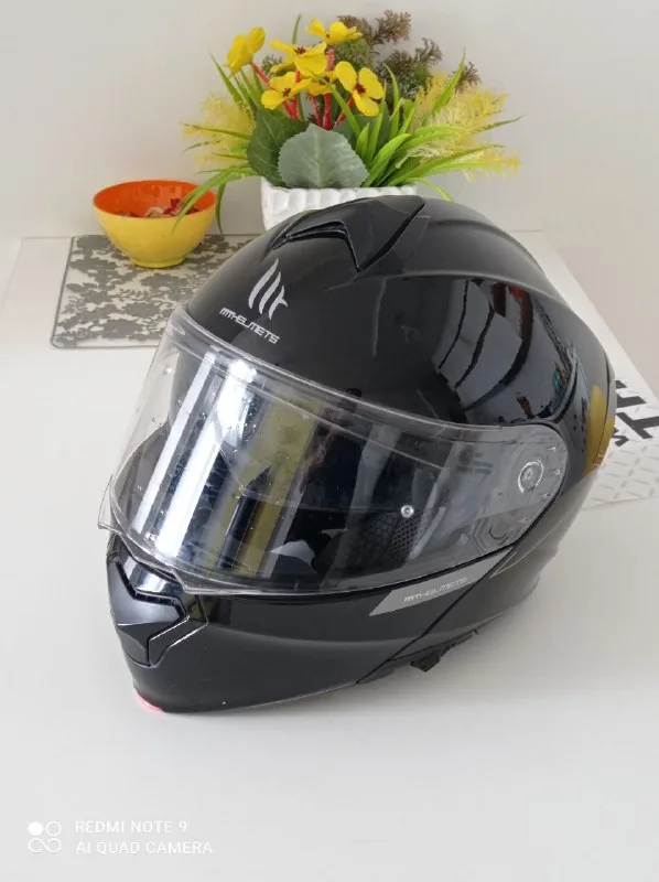 Шлем MT 1