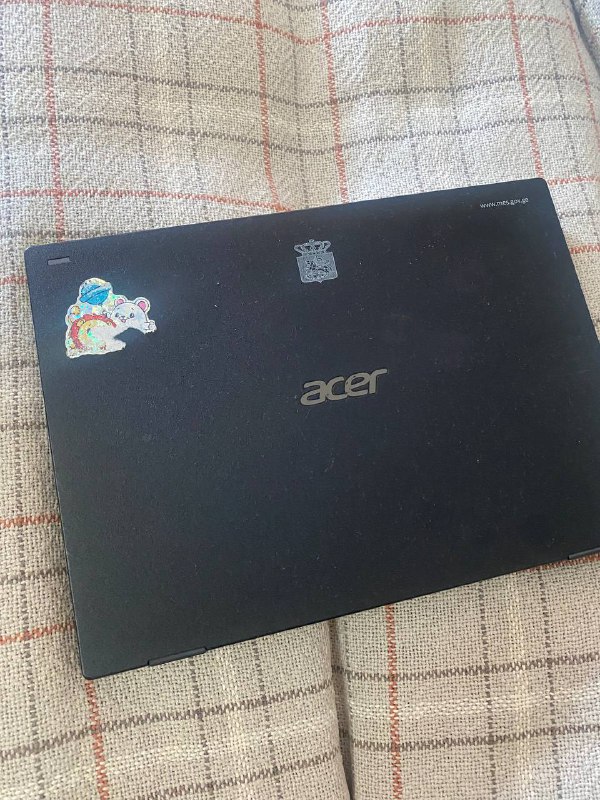 Школьный бук Acer