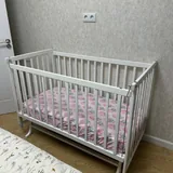 Кроватка-манеж с качающимся механизмом 2