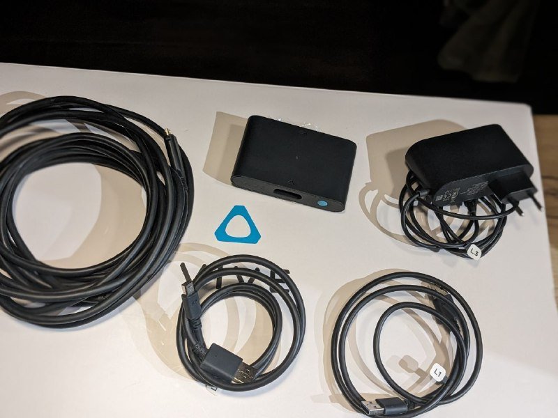 HTC Vive PRO виртуальная реальность полный комплект 5