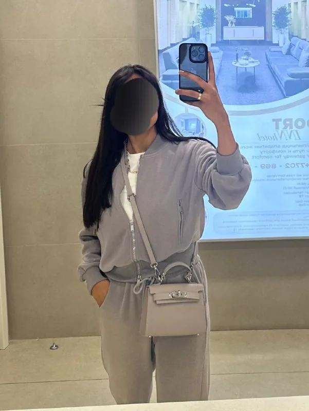 Women's two-piece suit