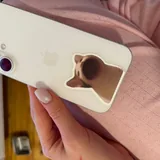 iPhone 16 6