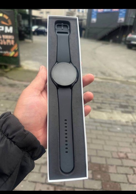 Samsung S21 PLUS, Samsung S22, Samsung Watch 5, Galaxy Buds 2 4