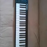 MIDI-клавиатура Alesis V49 1