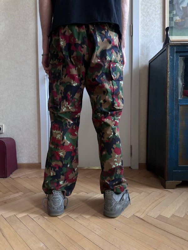 Худи Uniqlo черный, серый, джинсы Weekday/H&M, куртка джинсовая Weekday 6