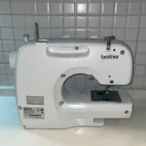 Швейная машинка Brother Comfort 25 2