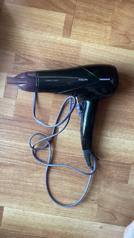 Фен Philips с небольшими повреждениями