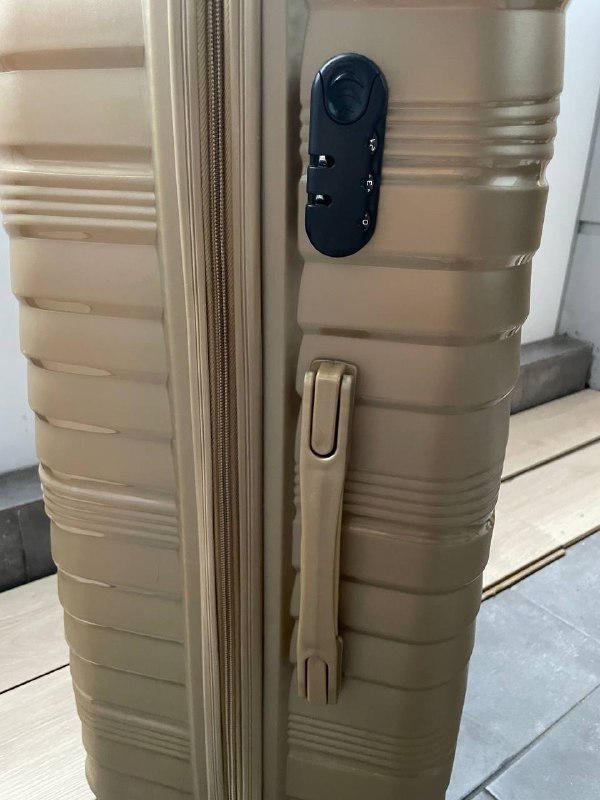 Большой чемодан 3