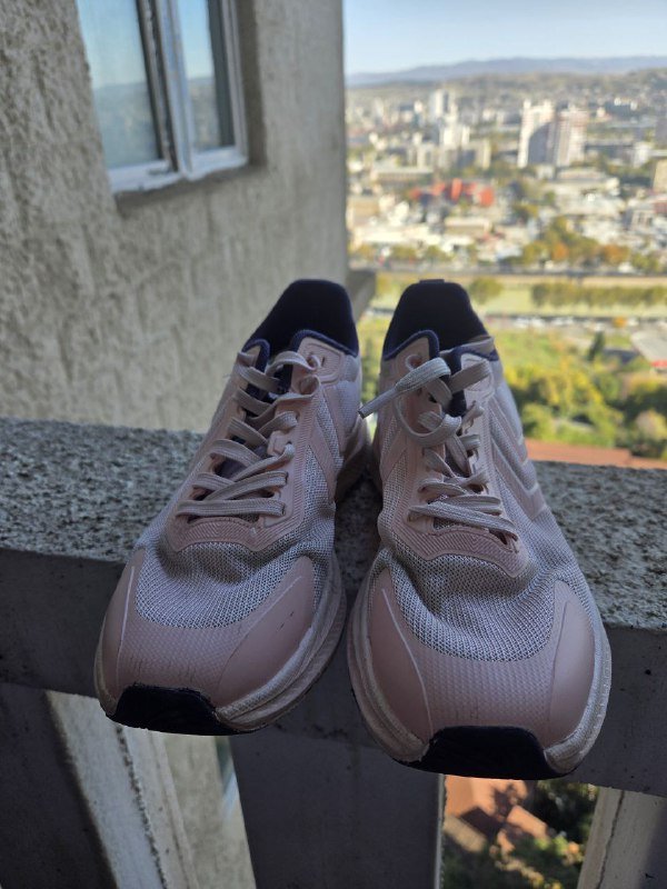 Розовые женские кроссовки hummel 40 размер 5