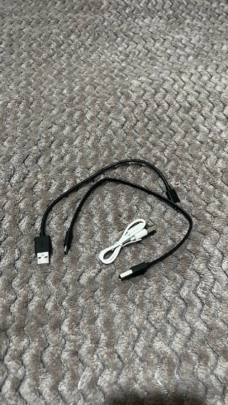 Кабели USB-C, сумки с потертостями, бумага для акварели, аэротор для вина 3