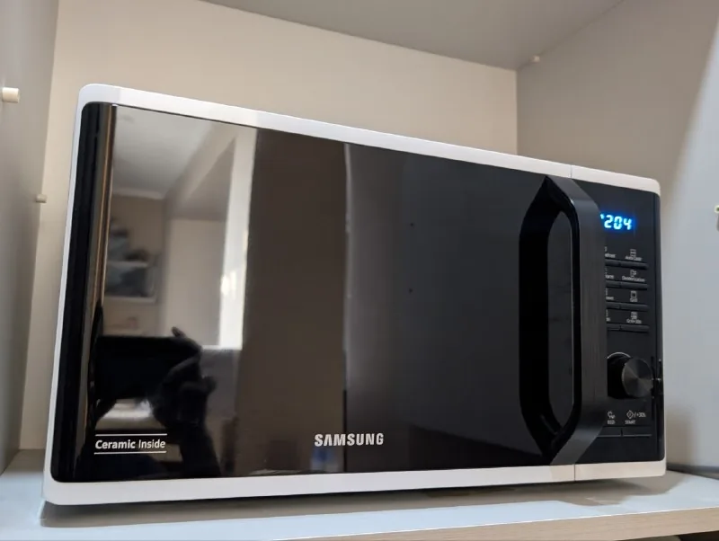 Микроволновая печь Samsung MG23K3515AW 1