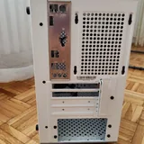 Компактный корпус Cooler Master Q300L белый 5