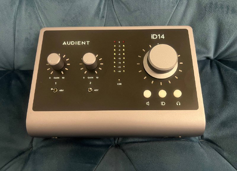 Звуковая карточка Audient id14 mk2