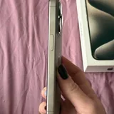 iPhone 15 Pro 128 GB Natural Titanium 4