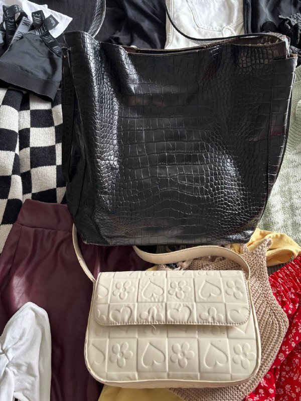 Женская одежда размер S, сумки 4