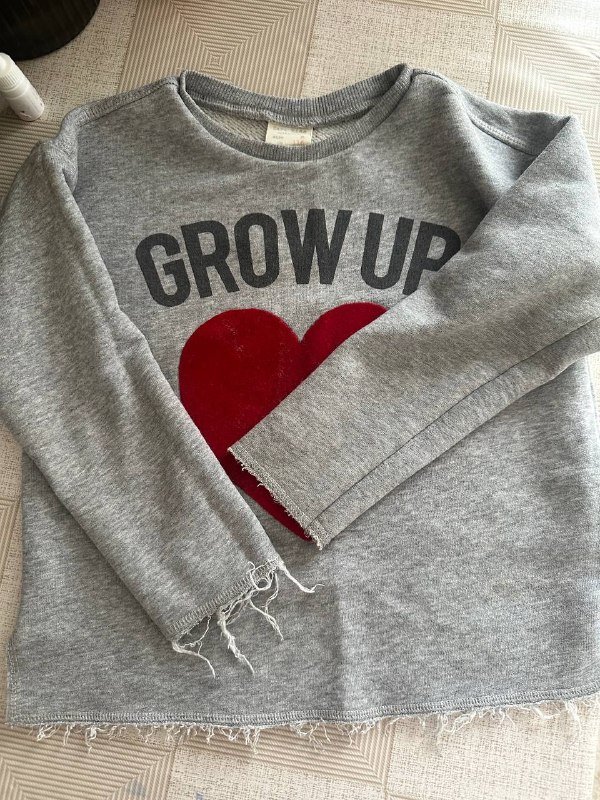 Детские кофты и платья