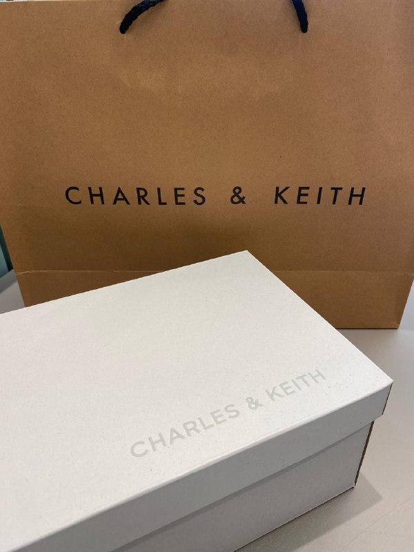 Новые сандалии Charles & Keith 2