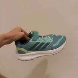 Детские кроссовки Adidas 4