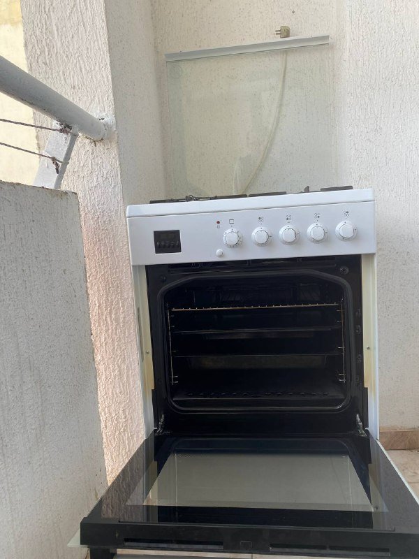 Плита с духовкой