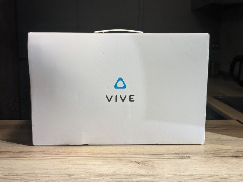 HTC Vive PRO виртуальная реальность полный комплект 9
