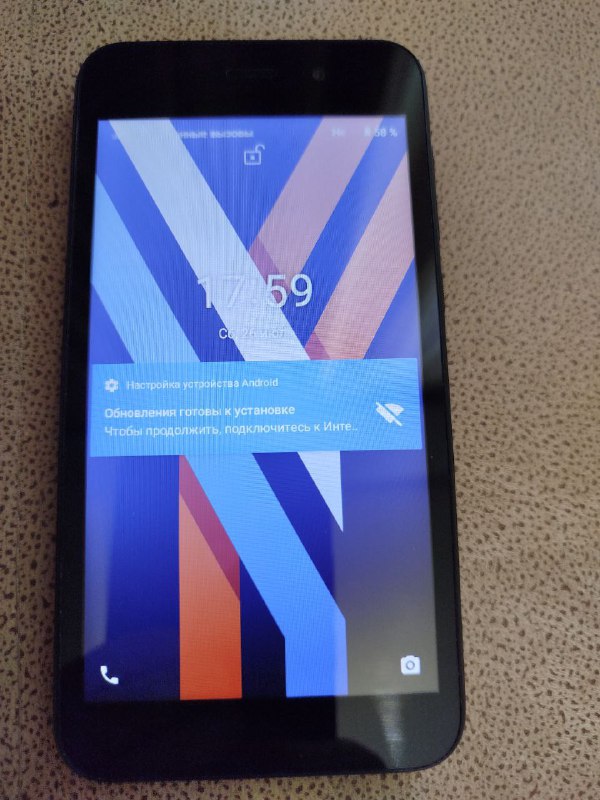 Android-смартфон Wiko Y52