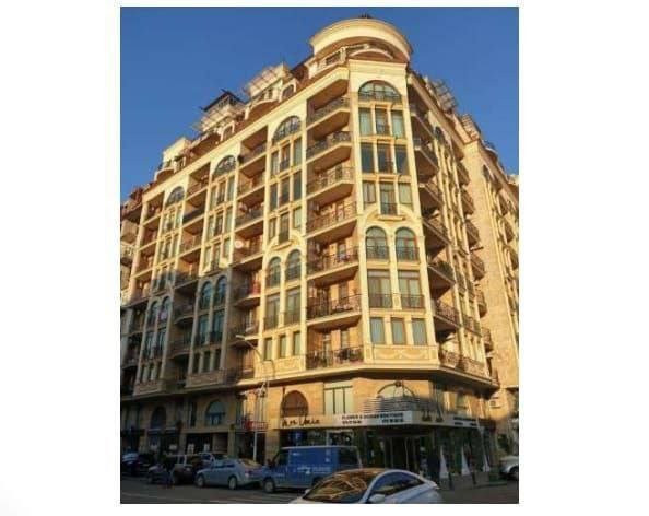 Сдам квартиру 3 спальни 102м2 у парка 6 мая 6