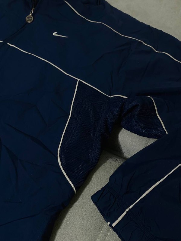 Ветровка Nike, размер XL 4