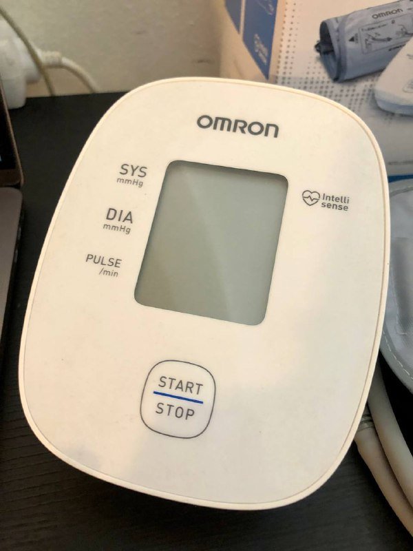 Тонометр Omron M1 Basic автоматический 3