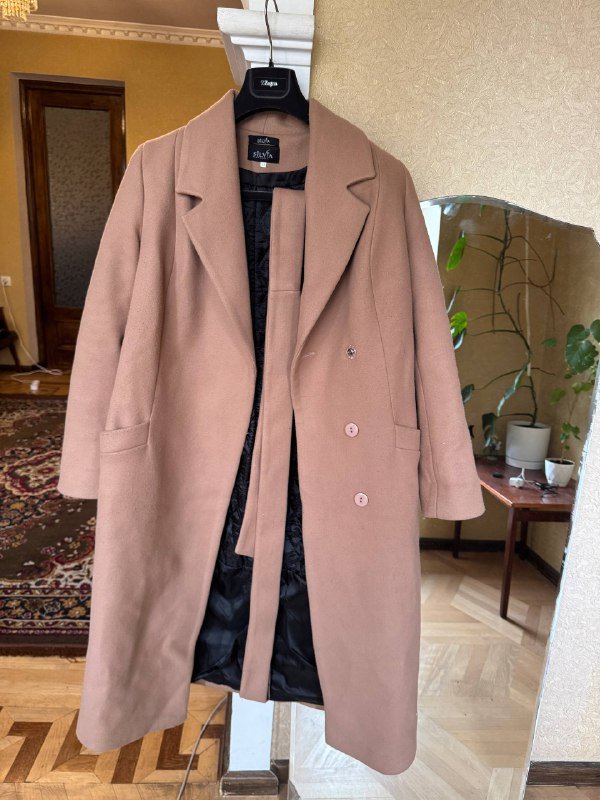 Женское теплое пальто 48 р