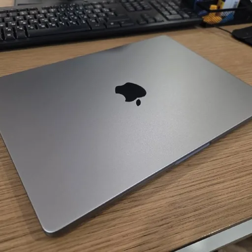 MacBook Pro M3 2023, 512 GB, 8 GB RAM