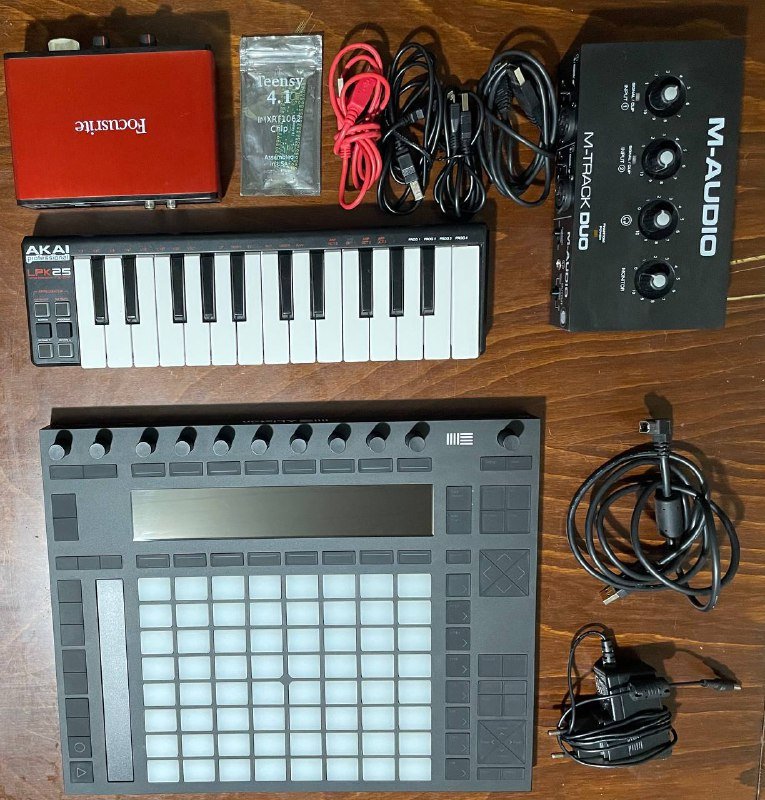 Focusrite Scarlett Solo 2nd gen, Akai Lpk25, Teensy 4.1, M-audio m-track duo, Ableton Push 2