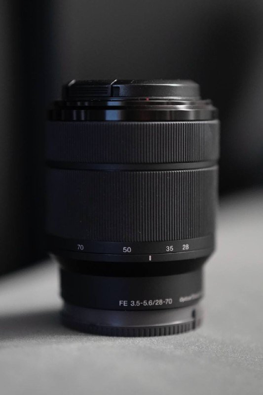 Объектив Sony FE 28/70 mm f3.5-5.6