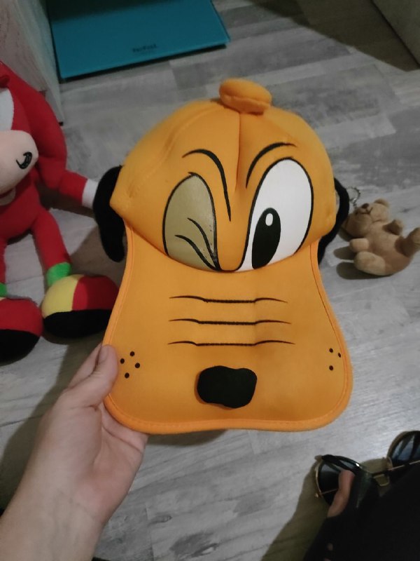 Plush toys, 5 GEL each 6