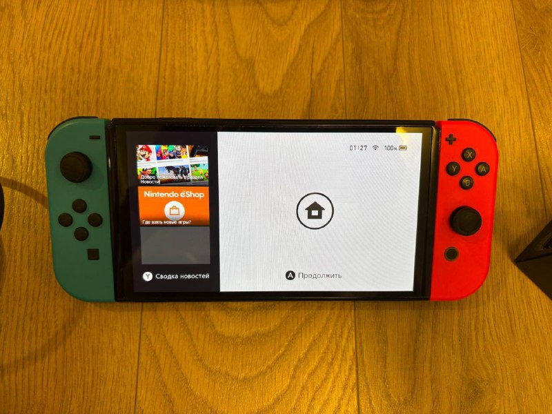 Nintendo Switch OLED с аксессуарами 2