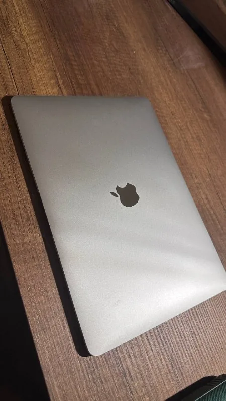 MacBook Air 2019 1